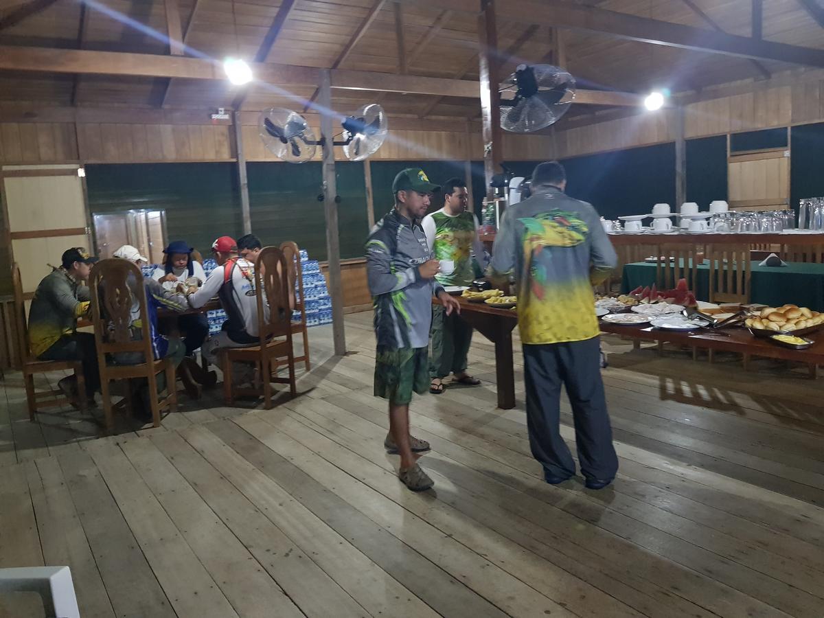 Amazon Arowana Lodge Careiro Екстер'єр фото