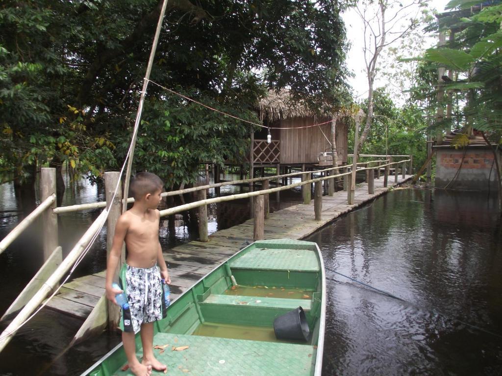 Amazon Arowana Lodge Careiro Екстер'єр фото